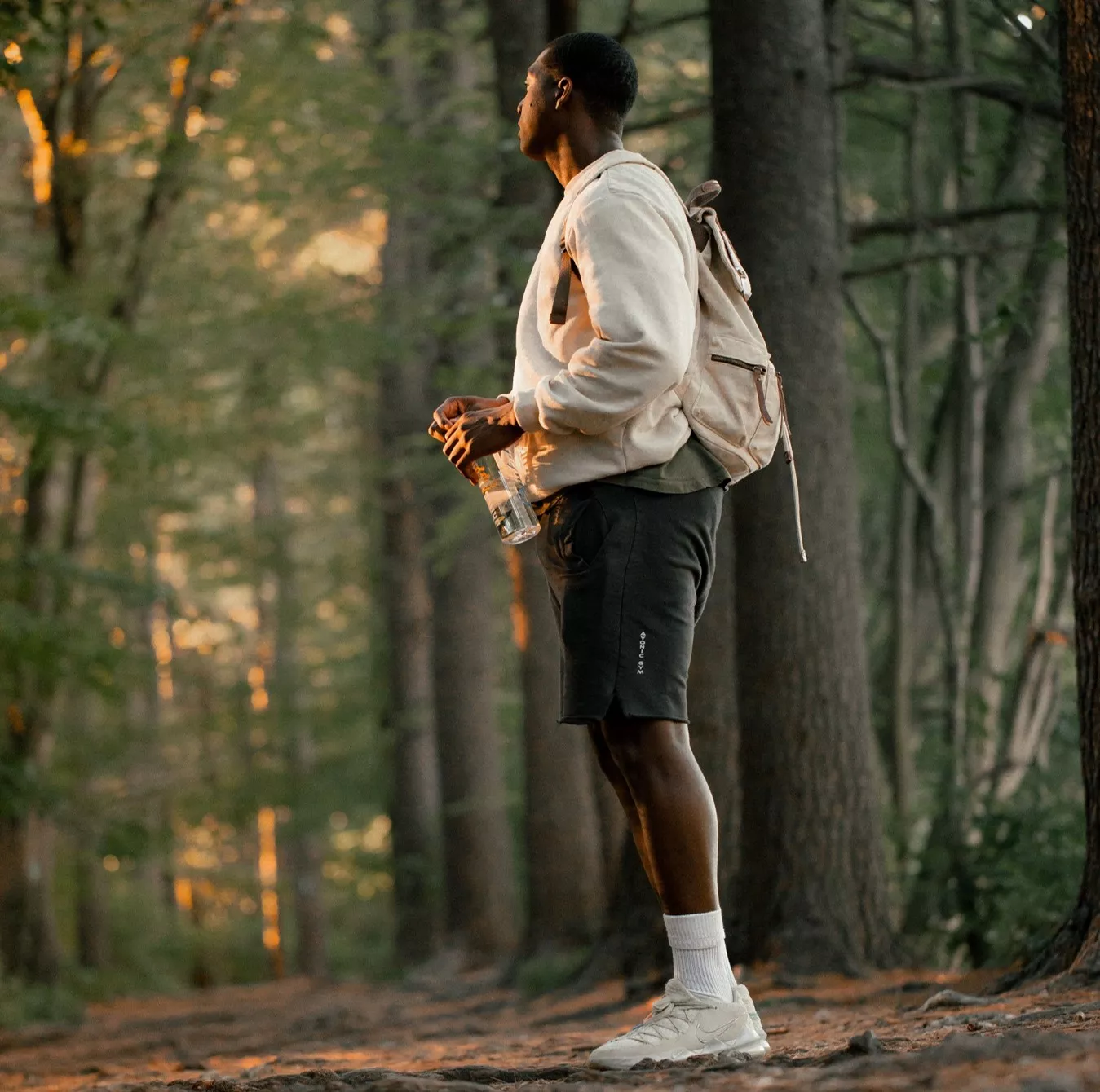 Sportbekleidung und Fitness Outfits